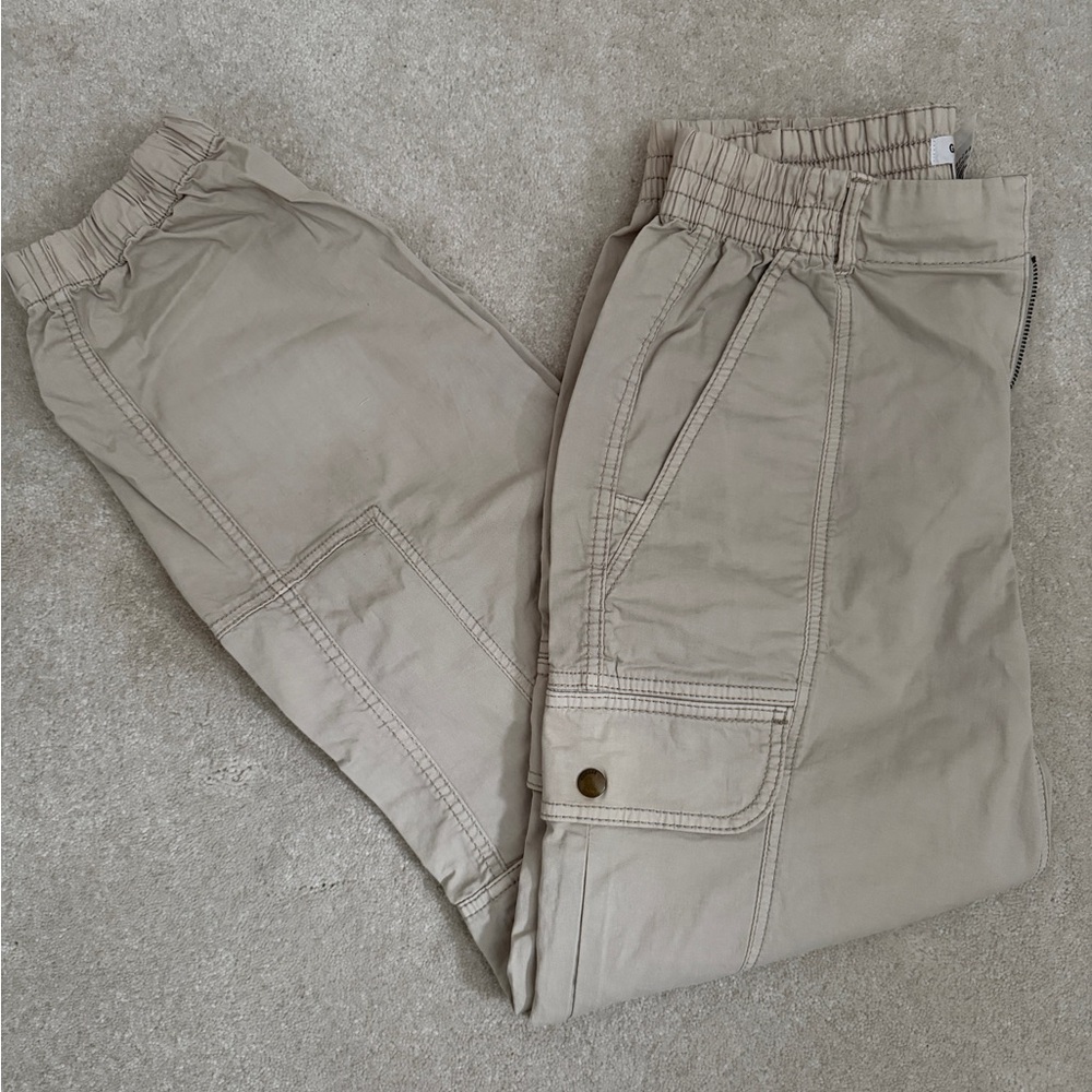 Garage light tan cargo pants